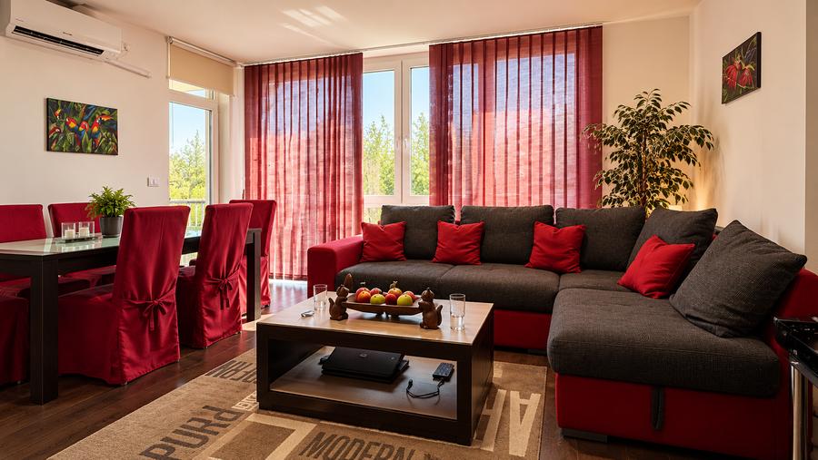 Apartament cu 3 camere semidecomandat în Braytim