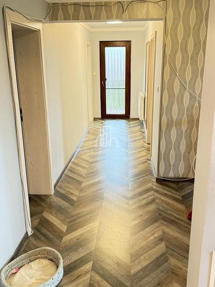 Casă individuală cu 5 camere cu Canalizare în Unirii