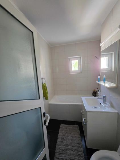 Apartament cu 2 camere decomandat în Anda
