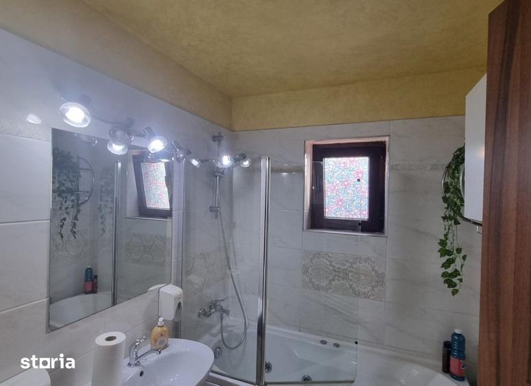 Apartament cu 2 camere decomandat în Frumoasa