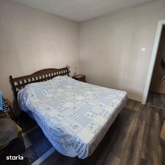 Apartament cu 3 camere decomandat, mobilat în Bistrița Lac