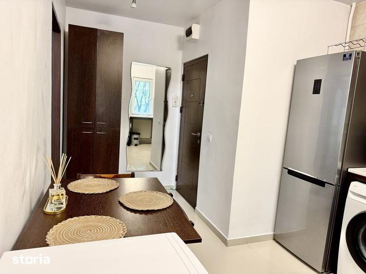 Apartament cu 2 camere semidecomandat în Cornișa