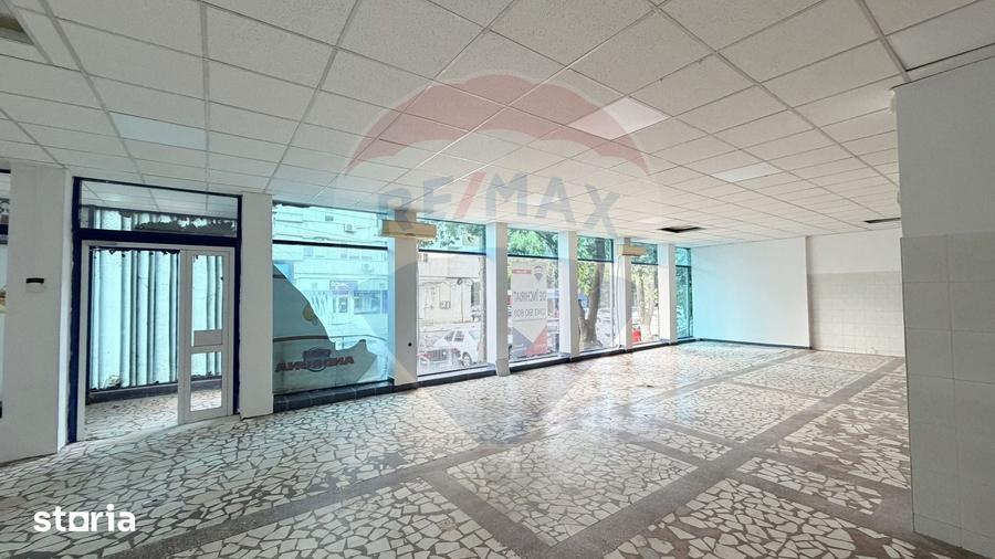 Spațiu comercial, de 135 mp, în Mazepa 2