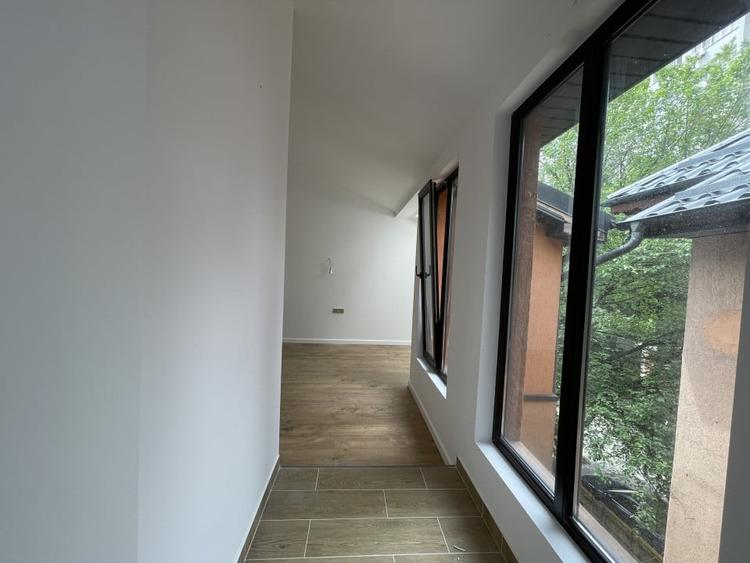 Apartament cu 2 camere semidecomandat, mobilat în Grivița