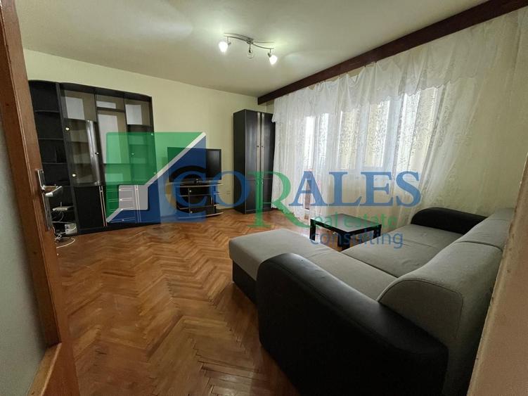 Apartament cu 3 camere decomandat în Simion Bărnuțiu