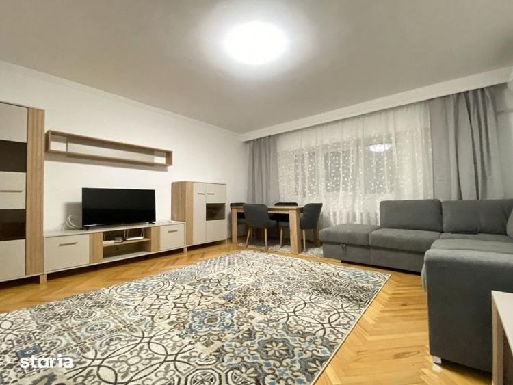 Apartament cu 3 camere decomandat în Faleza Nord