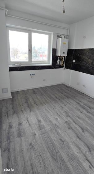 Apartament cu 3 camere decomandat în Frumoasa