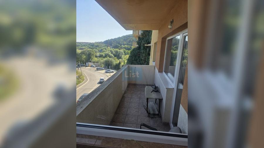 Apartament cu 2 camere decomandat, mobilat în Florești