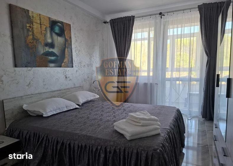 Apartament cu 3 camere semidecomandat în Central