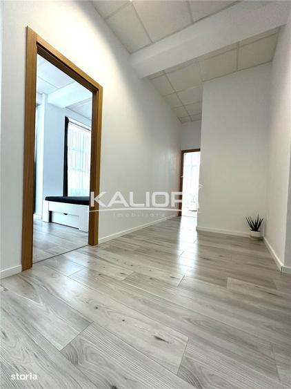 Apartament cu 3 camere decomandat, mobilat în Bulgaria