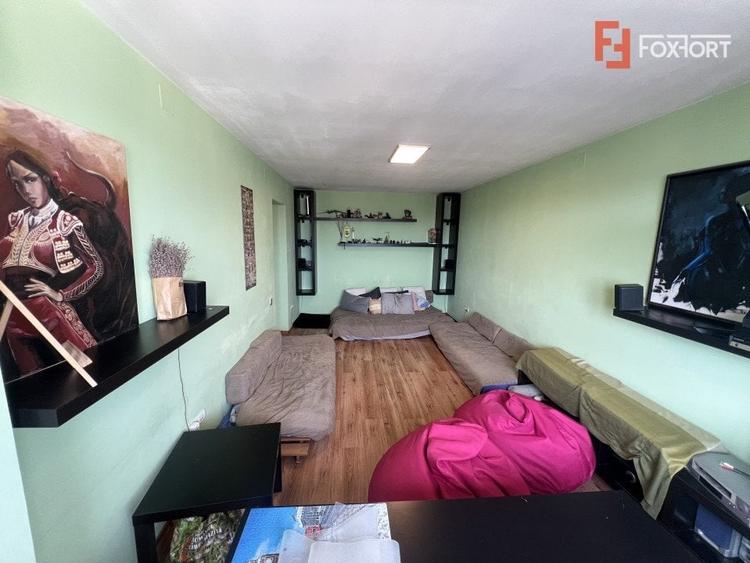 Apartament cu 3 camere decomandat, mobilat în Cetății