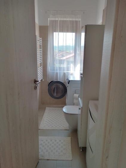 Apartament cu 3 camere decomandat în Vest