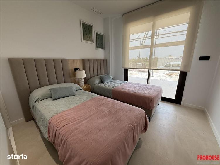 Apartament cu 4 camere în Beba Veche