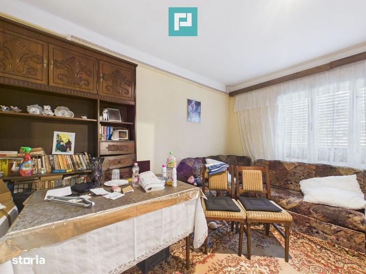 Casă cu 4 camere în Aradul Nou