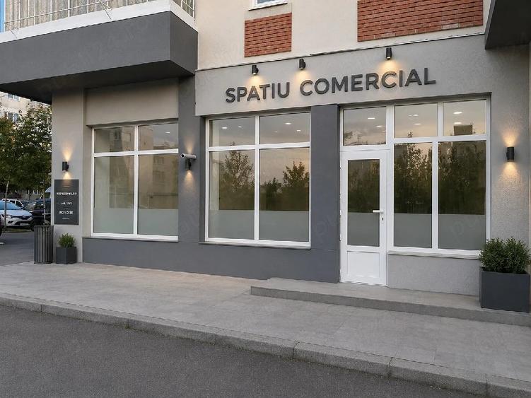 Spațiu comercial, de 48 mp, în Central