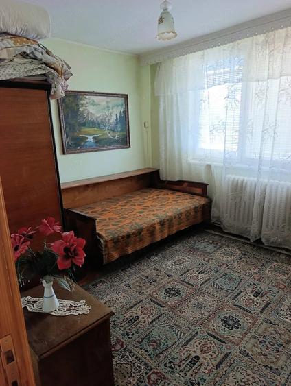 Apartament cu 2 camere decomandat în Dărmănești