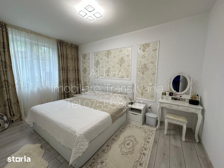Casă cu 4 camere cu Teren 700 Mp în Central