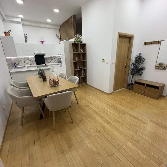 Casă cu 4 camere cu Teren 228 Mp în Tunari