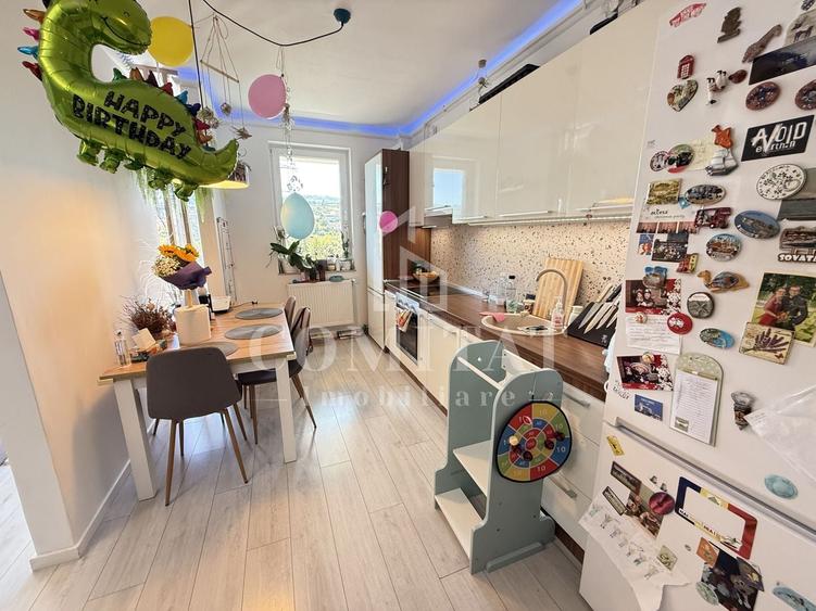 Apartament cu 2 camere semidecomandat în Borhanci