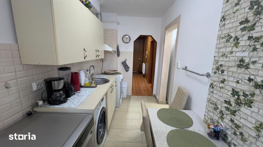 Apartament cu 2 camere în Petros