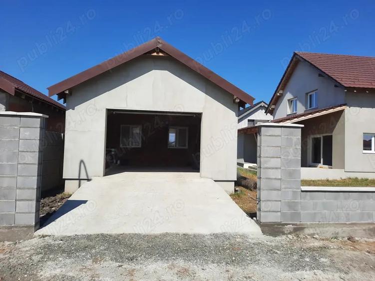 Casă cu 3 camere cu Teren 550 Mp în Beregsău Mare