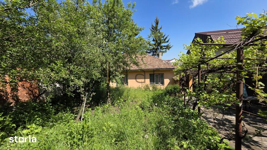 Casă cu 3 camere decomandat cu Canalizare în Gruia