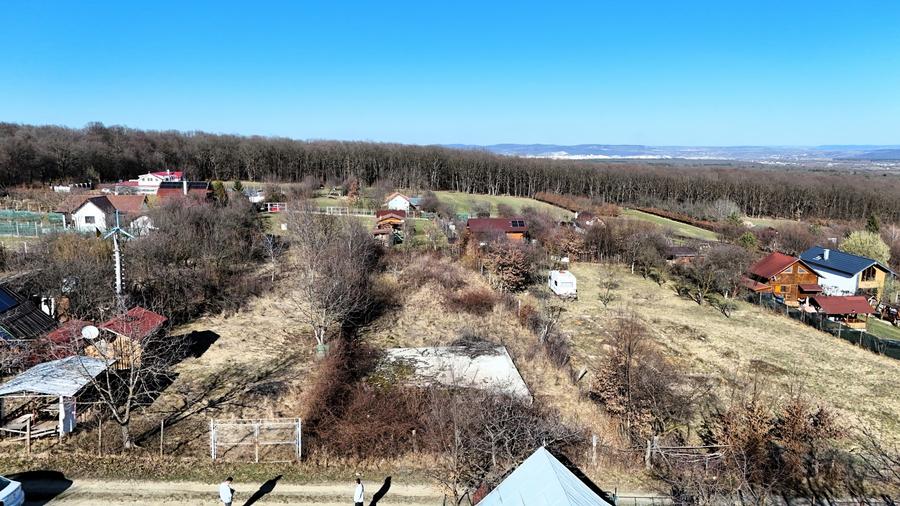 Teren de 1110 mp, în Calea Dumbrăvii