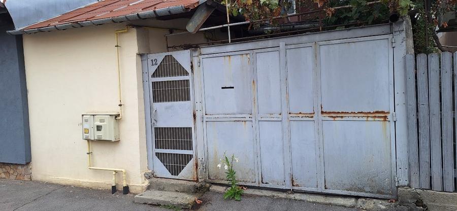 Casă individuală cu 2 camere cu Canalizare în Rahova