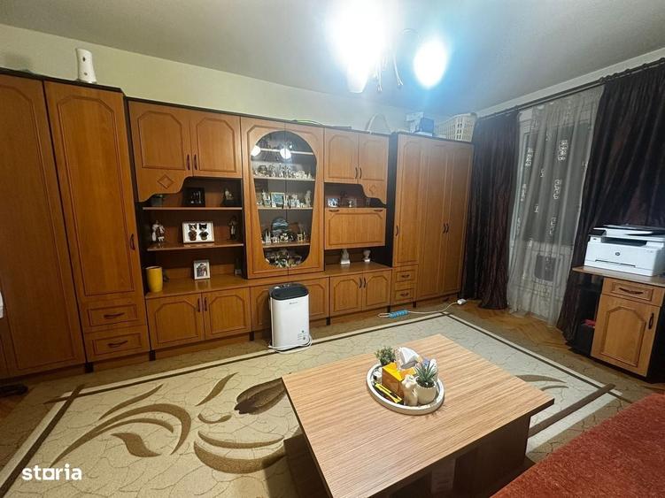 Apartament cu 2 camere decomandat în Remetea