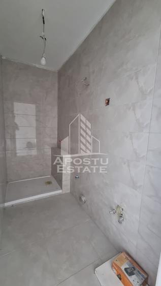 Casă individuală cu 6 camere cu Teren 2712 Mp în Dudeștii Noi