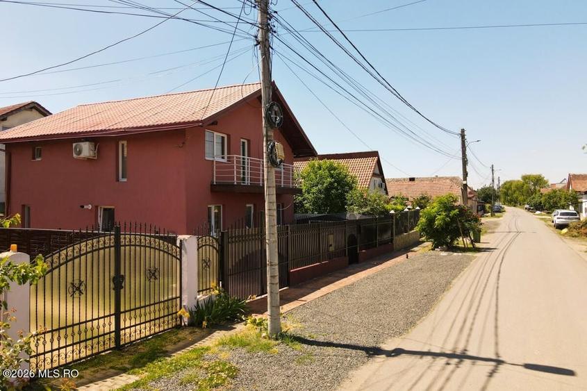 Sacalaz - Casa P+M, 139 MP, 2 Dormitoare, 3 Bai, Birou, Foisor, Iaz - 37