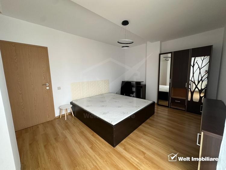 Apartament cu 3 camere semidecomandat, mobilat în Gară