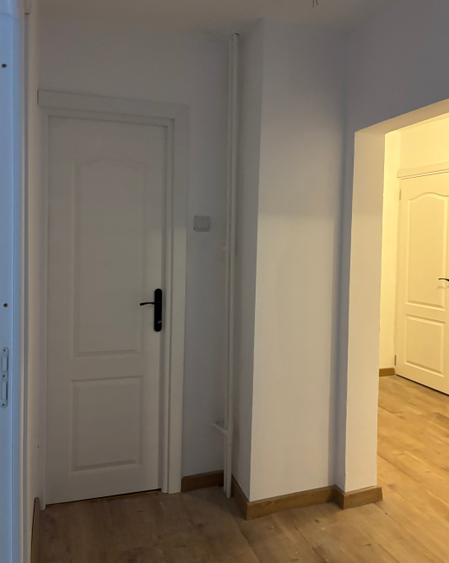 Apartament cu 3 camere în P-ța Unirii