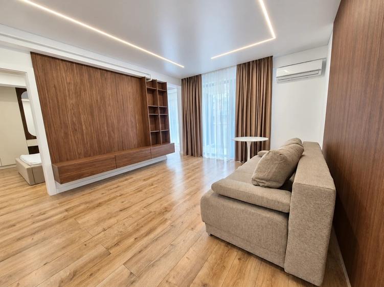 Apartament cu 2 camere semidecomandat în Central