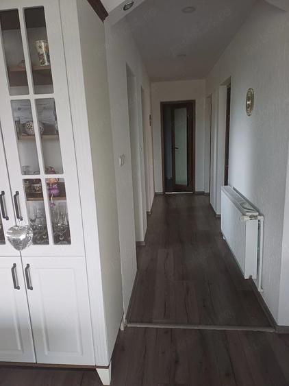 Casă cu Teren 400 Mp în Central