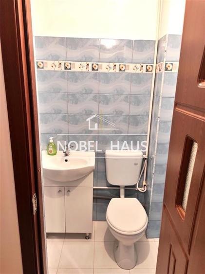 Apartament cu 3 camere decomandat în Sud