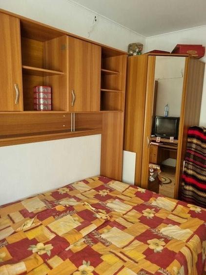 Apartament cu 3 camere decomandat în Theodor Pallady