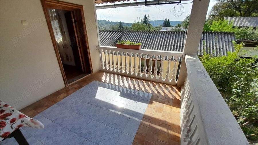 Casă cu 6 camere în Bezdead