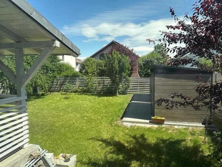 Casă cu 3 camere cu Teren 400 Mp în Berceni