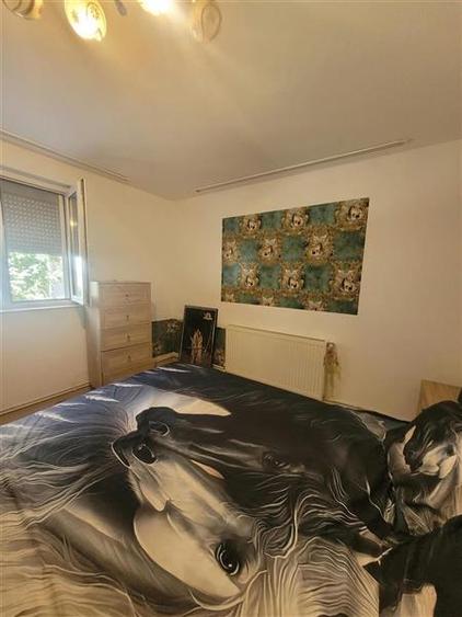 Casă individuală cu 5 camere cu Teren 314 Mp în Vest