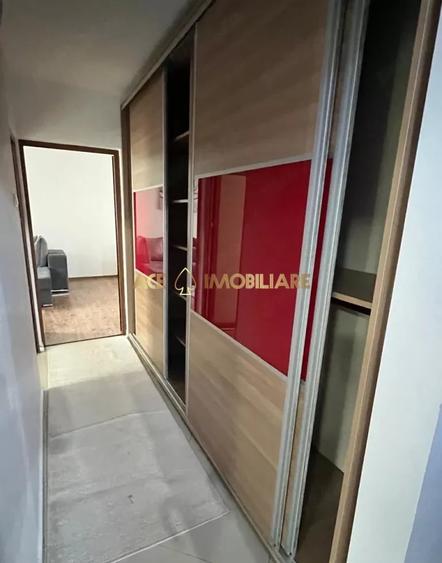 Apartament cu 2 camere decomandat, mobilat în Drumul Taberei
