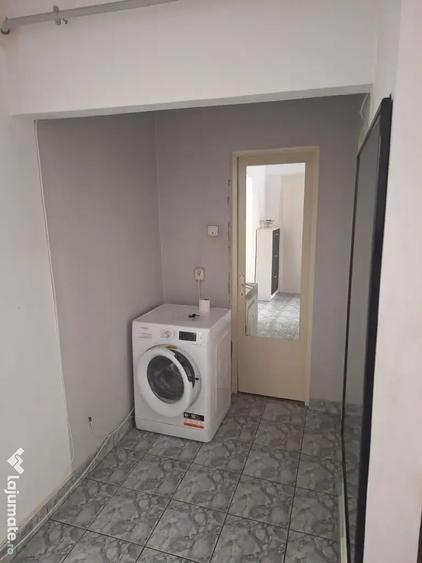 Apartament cu 2 camere decomandat în Piața Nouă