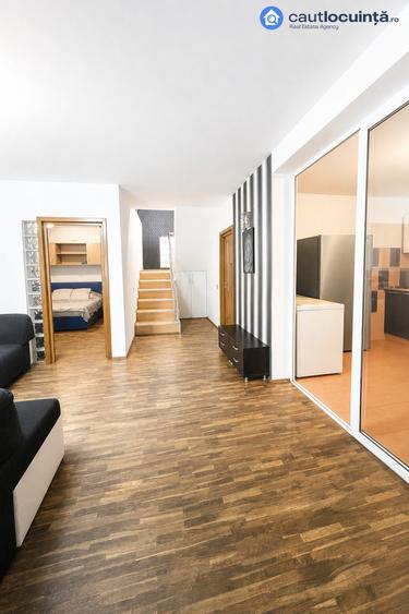 Casă cu 5 camere cu Teren 218 Mp în Tei