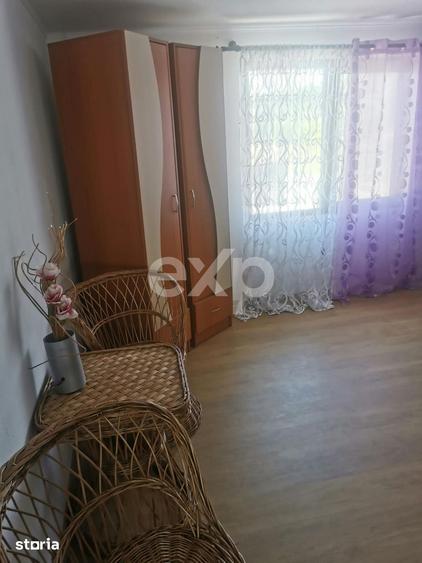 Casă cu 5 camere cu Teren 700 Mp în Dragomirești