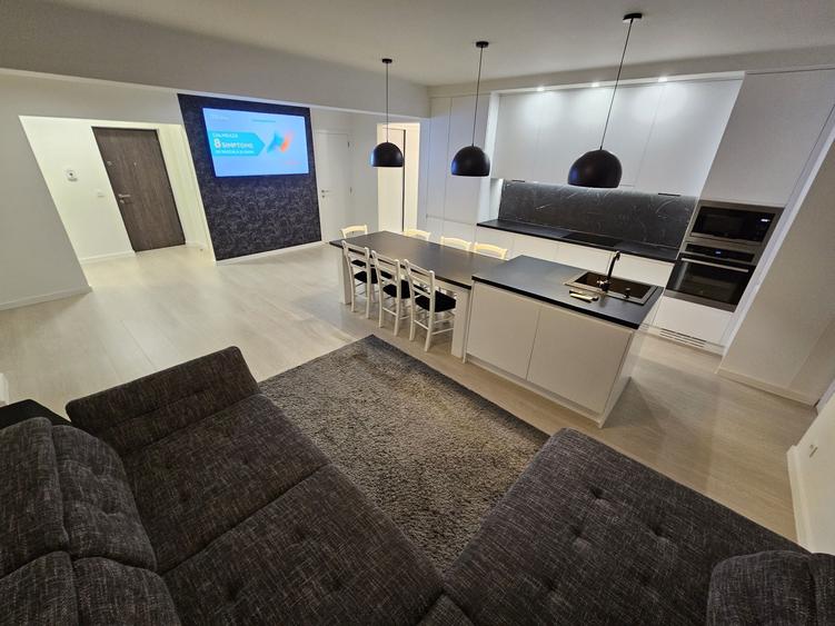 Apartament cu 3 camere în Central