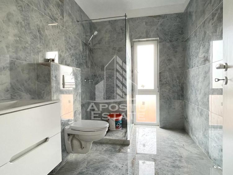 Duplex cu 4 camere cu Canalizare în Giarmata
