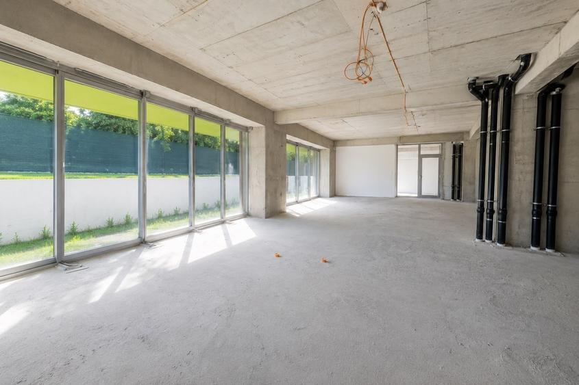 Birou, de 158 mp, în Străulești