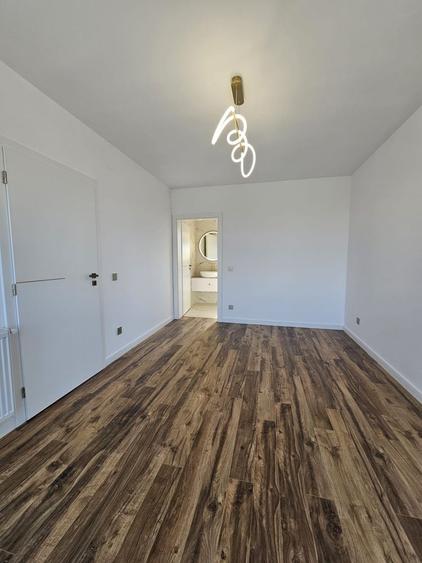 Casă cu 3 camere cu Teren 500 Mp în Albert