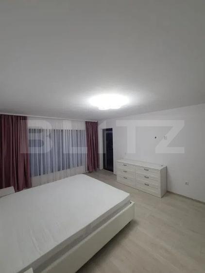 Casă individuală cu 6 camere cu Canalizare în Exterior Sud