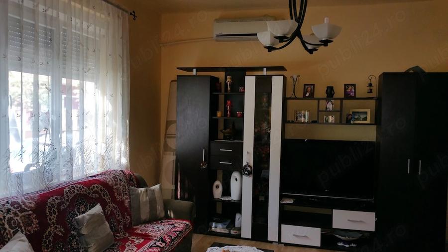 Casă cu 5 camere cu Teren 700 Mp în Fratelia